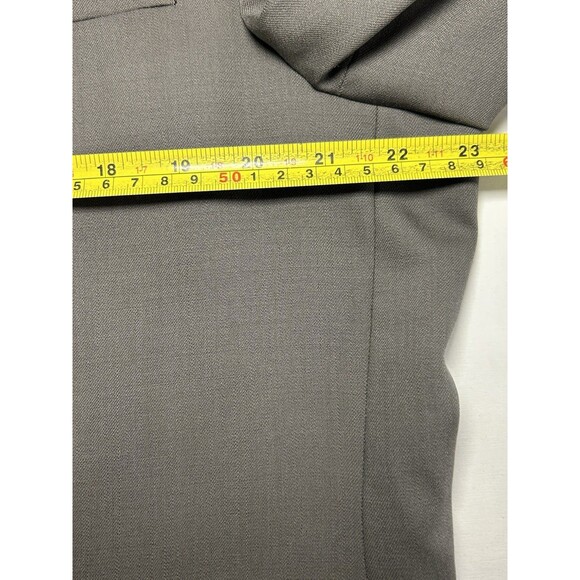 Calvin Klein 42L Gray 100% Wool Mens Suit Blazer Jacket Sport Coat 3 Button - Picture 4 of 9